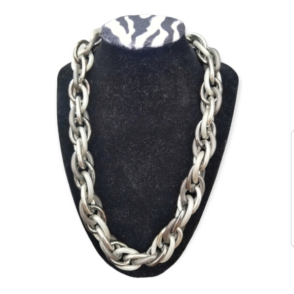 LANE BRYANT TRI COLORED CHUNKY CHAIN NECKLACE - Picture 1 of 5